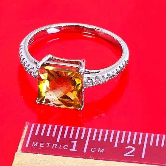 925 Sterling Silver Ring Sz 7 with Natural Princess Cut Citrine Gemstone - Picture 4 of 11
